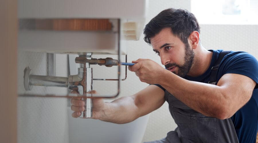 Professional sink repair services in Farmersville, CA